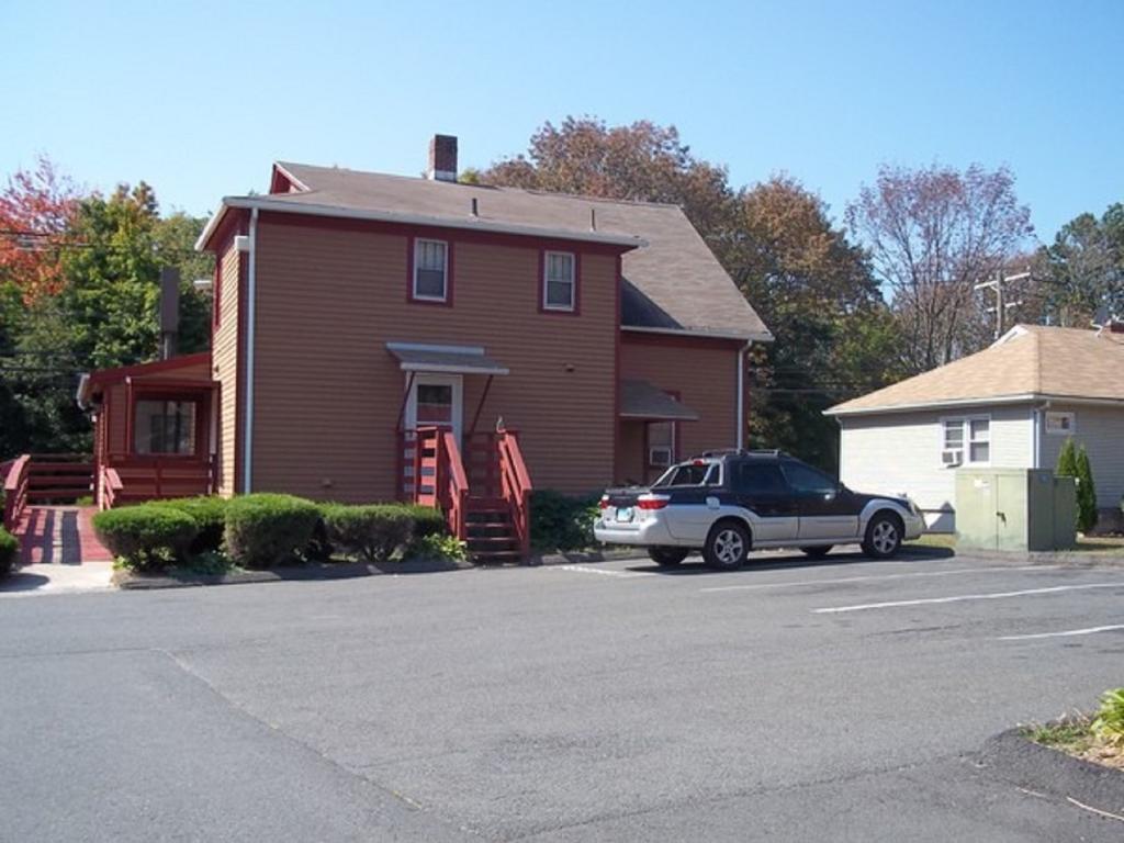 Naugatuck Motor Lodge Exteriör bild