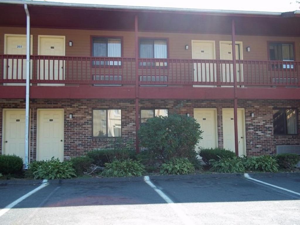 Naugatuck Motor Lodge Exteriör bild